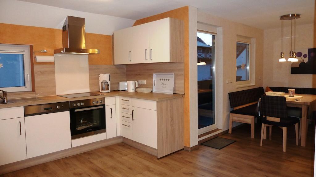 Ferienwohnungen Mittendrin Willingen  Zimmer foto